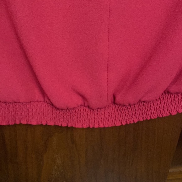 Cranberry color blouse with front keyhole and zip up back. - Picture 5 of 5